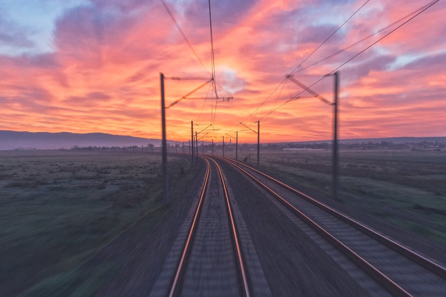 Se montrer fort et utile pour décarboner la planète : un défi pour le rail